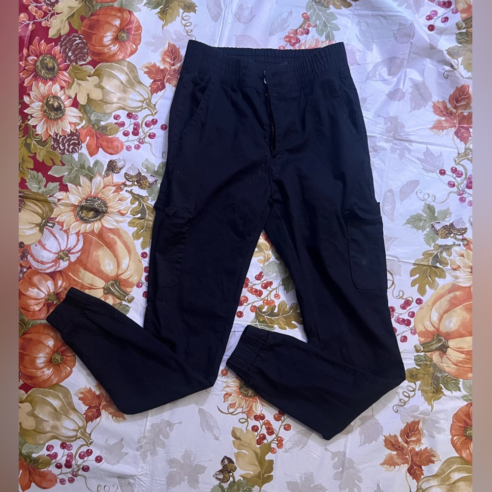 JUNIORS VIP BLACK JOGGER CARGOS